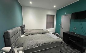 Luxurious En-Suite Room 4